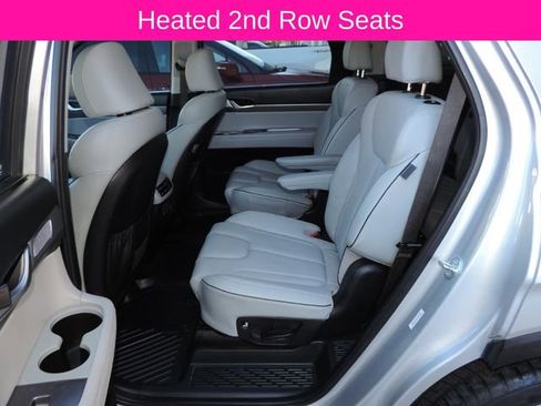 Used 2023 Hyundai Palisade SEL w/ Premium Package image 15