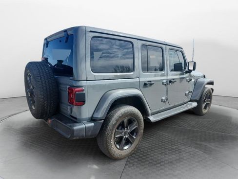 Used 2023 Jeep Wrangler Sahara image 5