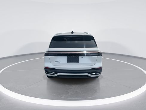 New 2026 Lincoln Nautilus Reserve AWD/4WD image 7