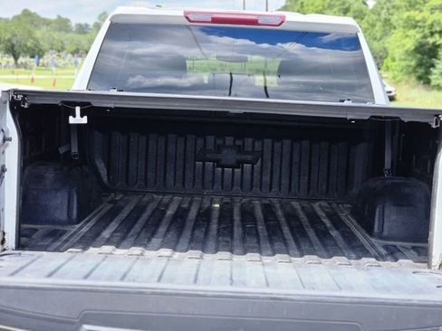 Used 2022 Chevrolet Silverado 1500 RST w/ Redline Edition AWD/4WD image 37
