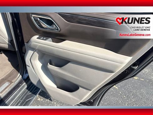 Used 2024 Chevrolet Tahoe LT AWD/4WD image 21
