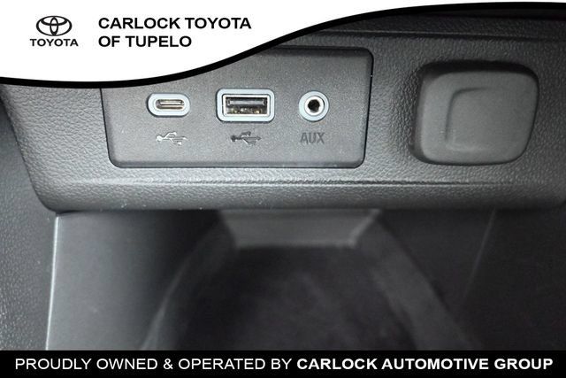 Used 2023 Buick Encore GX Essence w/ Experience Buick Package FWD image 34