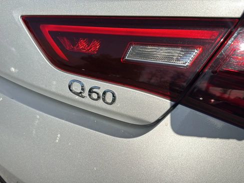 Used 2017 INFINITI Q60 2.0t w/ Premium Plus Package 2.0T image 38