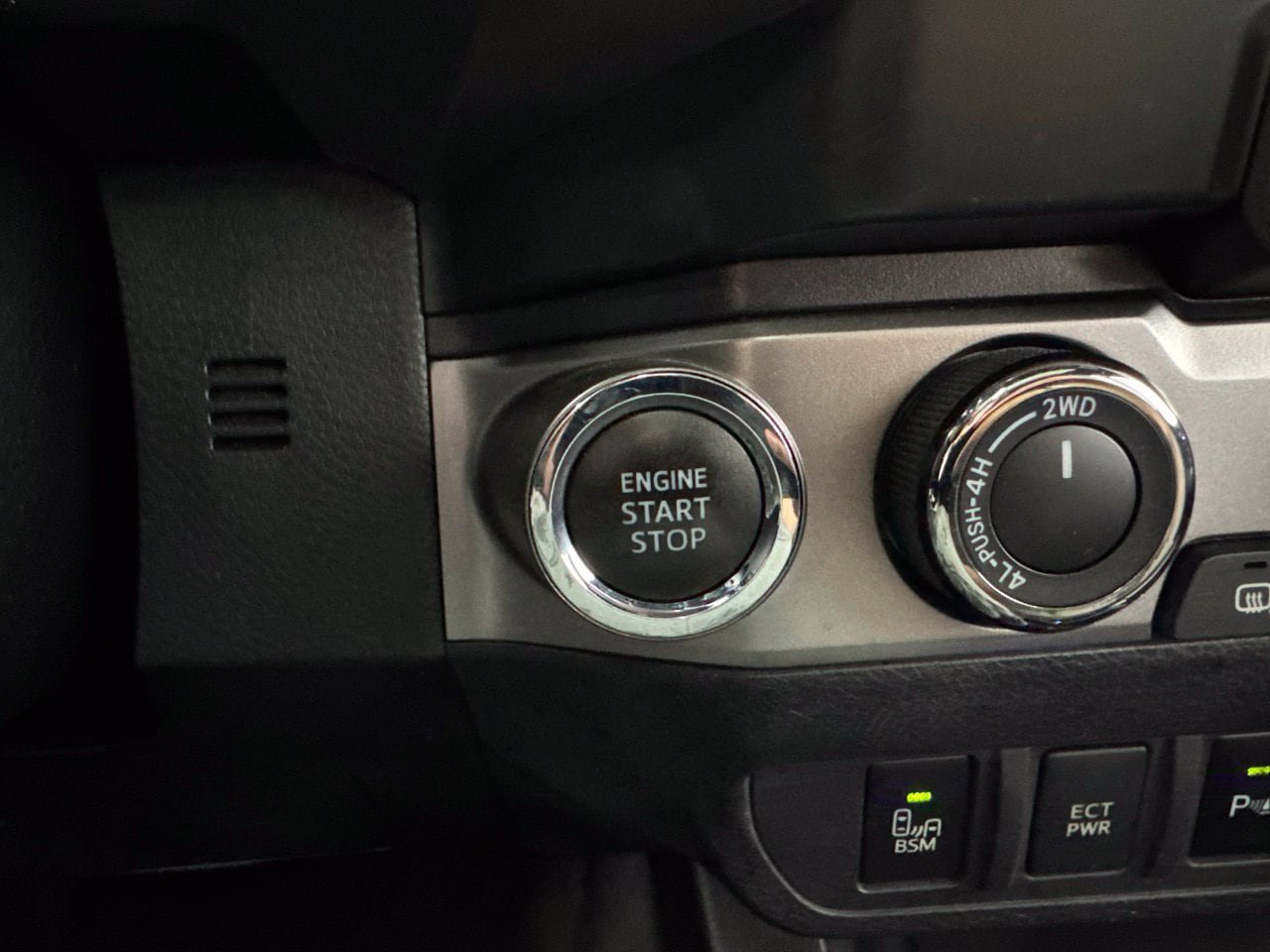 Certified 2021 Toyota Tacoma Limited w/ Nightshade Package AWD/4WD image 24