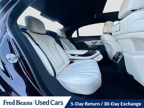 Used 2020 Mercedes-Benz S 560 4MATIC Sedan image 33