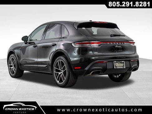Used 2023 Porsche Macan Turbo image 5