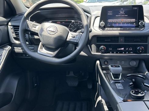 New 2026 Nissan Rogue SV AWD/4WD image 24
