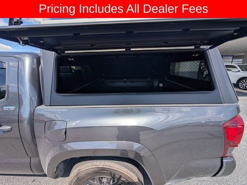Used 2023 Toyota Tacoma SR5 w/ Technology Package AWD/4WD image 9