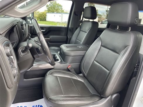 Used 2020 Chevrolet Silverado 2500 LTZ w/ LTZ Convenience Package image 11