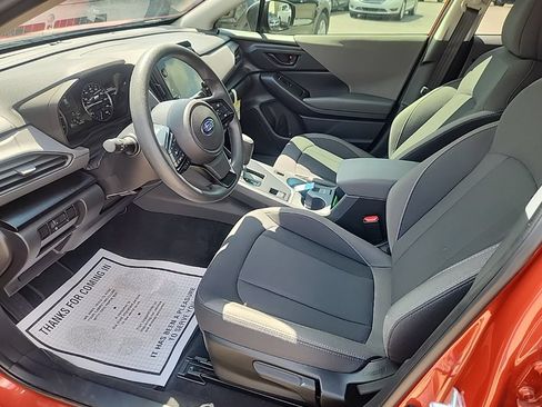 Used 2025 Subaru Crosstrek 2.5i Premium AWD/4WD image 8