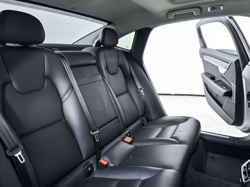 Used 2018 Volvo S90 T5 Momentum w/ Convenience Package AWD/4WD image 23