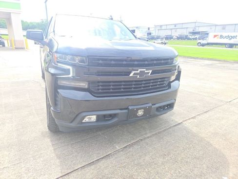 Used 2021 Chevrolet Silverado 1500 RST AWD/4WD image 2