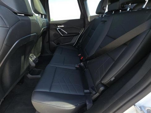 Used 2025 BMW X1 xDrive28i AWD/4WD image 8