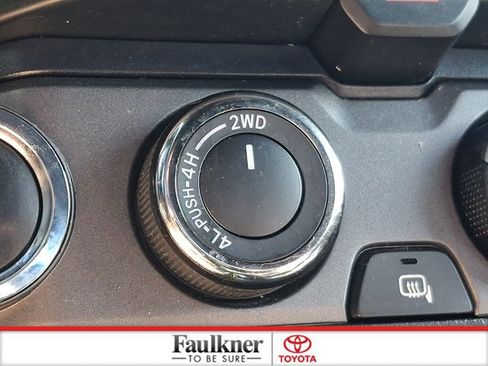 Certified 2022 Toyota Tacoma TRD Sport w/ Technology Package AWD/4WD image 26