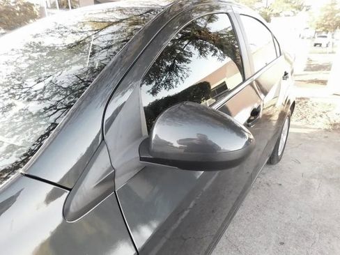 Used 2015 Chevrolet Sonic LT image 14