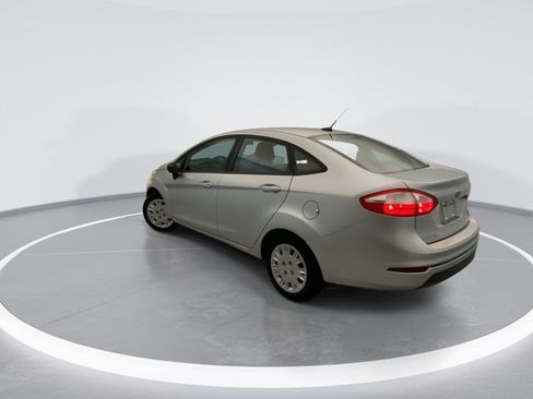 Used 2016 Ford Fiesta S FWD image 4