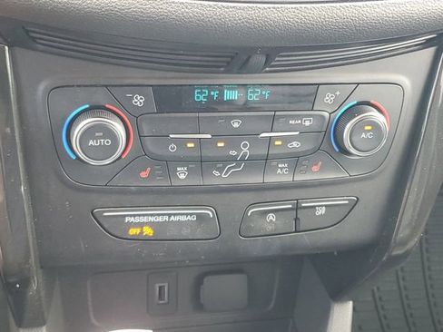 Used 2017 Ford Escape Titanium AWD/4WD image 20