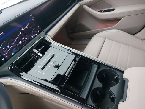 New 2026 Porsche Panamera 4 image 27