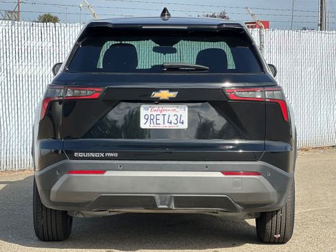 Used 2025 Chevrolet Equinox LT AWD/4WD image 4