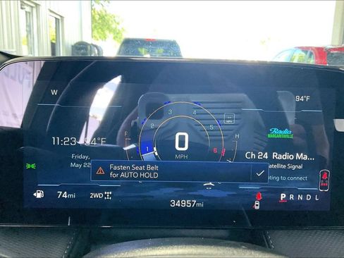 Used 2025 Chevrolet Equinox LT AWD/4WD image 7