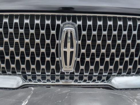 Certified 2021 Lincoln Corsair AWD w/ Premium Package image 9