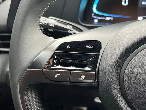 Certified 2025 Hyundai Elantra Sport FWD image 27