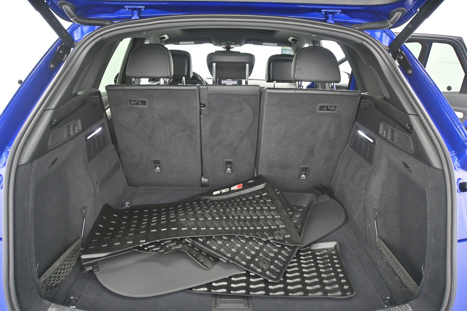 Used 2024 Audi SQ5 Prestige AWD/4WD image 15