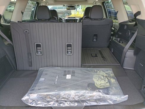 New 2026 Subaru Ascent Limited image 16