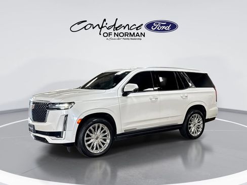 Used 2022 Cadillac Escalade Premium Luxury w/ Performance Package AWD/4WD image 4