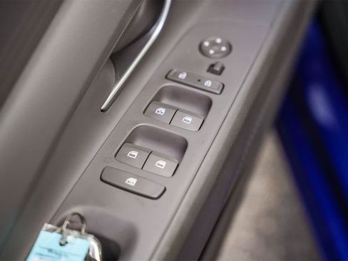 Certified 2023 Hyundai Elantra SEL image 16