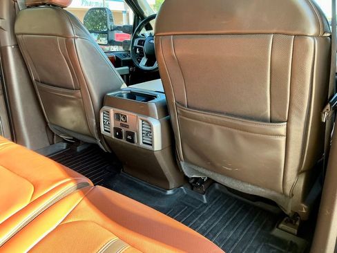 Used 2018 Ford F350 King Ranch w/ King Ranch Ultimate Package AWD/4WD image 26