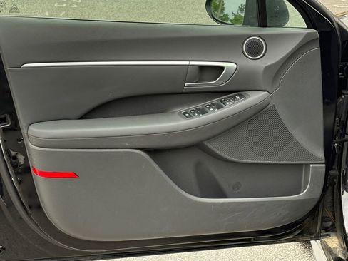 Used 2020 Hyundai Sonata SEL w/ Convenience Package image 12