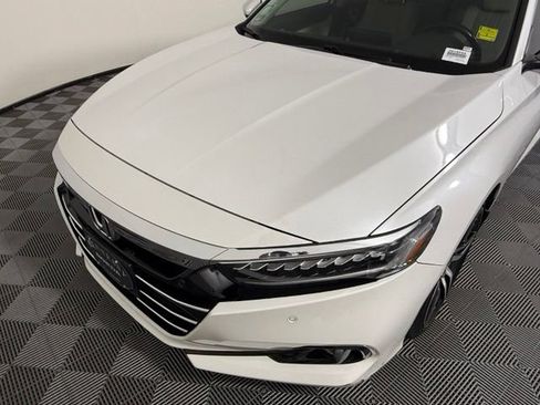 Used 2021 Honda Accord Touring image 10