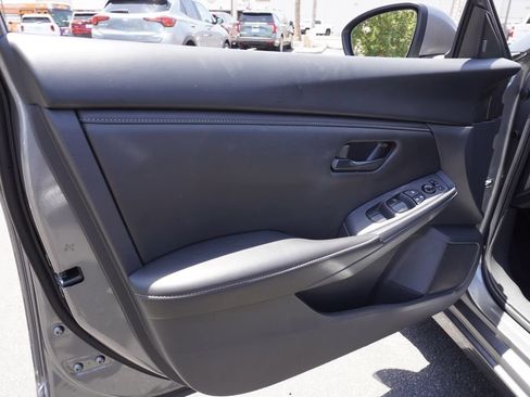Used 2024 Nissan Sentra S FWD image 14