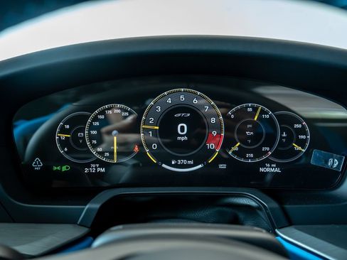 Certified 2026 Porsche 911 GT3 RWD image 16