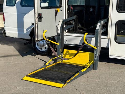 Used 2011 Ford E-350 and Econoline 350 Extended Super Duty w/ PWR Group image 4