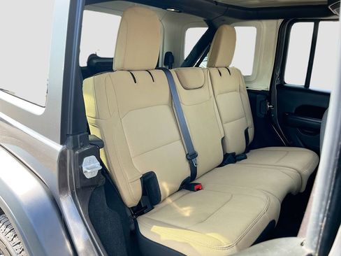 Certified 2022 Jeep Wrangler Unlimited Sport image 26