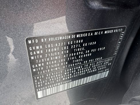 Used 2023 Volkswagen Taos SE w/ Panoramic Sunroof Package image 43