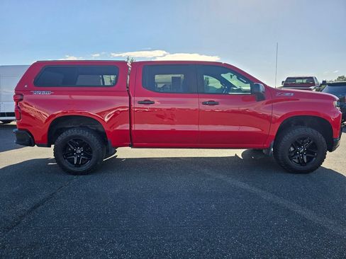 Used 2021 Chevrolet Silverado 1500 LT Trail Boss AWD/4WD image 2
