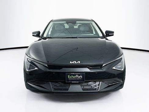 Used 2025 Kia EV6 Light RWD image 2