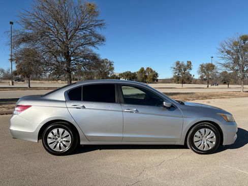 Used 2012 Honda Accord LX image 41