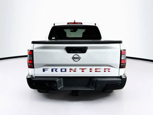 Used 2022 Nissan Frontier S w/ Technology Package RWD image 5