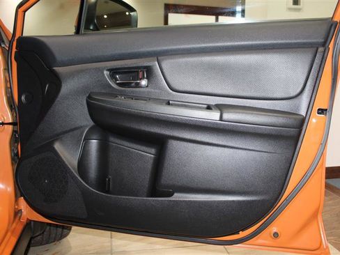 Used 2013 Subaru Crosstrek 2.0i Limited w/ Popular Pkg 2 image 28