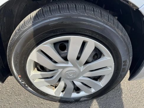 Used 2017 Honda Fit LX image 15
