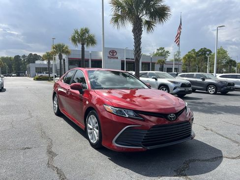 Used 2023 Toyota Camry LE FWD image 2