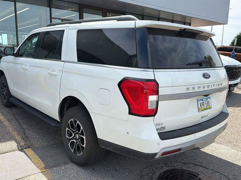 Used 2024 Ford Expedition Max XLT AWD/4WD image 2