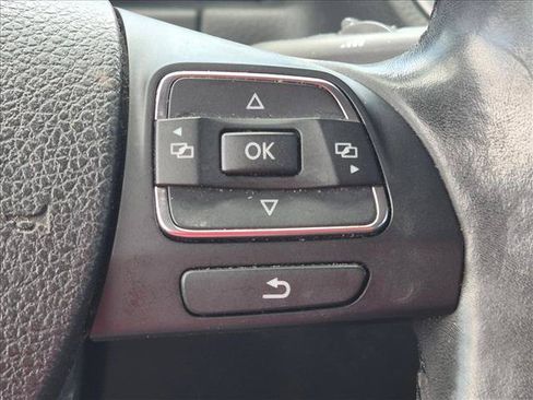 Used 2017 Volkswagen Tiguan S FWD image 12