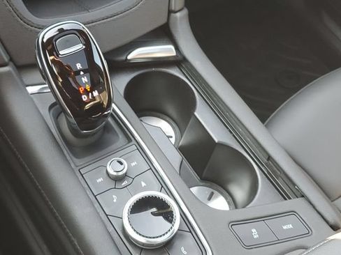 Used 2023 Cadillac XT5 Sportv w/ Technology Package AWD/4WD image 25