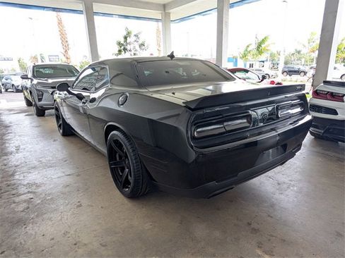 Used 2019 Dodge Challenger SRT Hellcat w/ Laguna Leather Package image 10