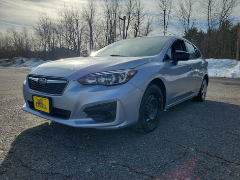 Used 2018 Subaru Impreza 2.0i image 1
